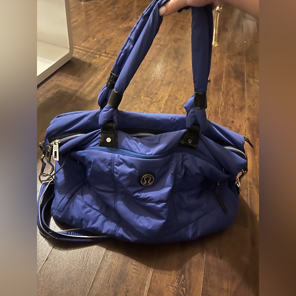 Lululemon duffle bag